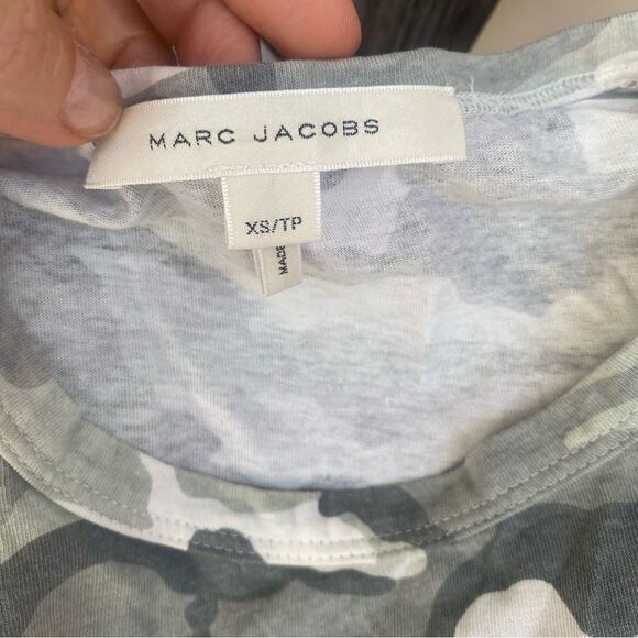 MARC JACOBS Grey Julia Verhoeven Edition Camo
Mouth T-Shirt size XS - Picture 6 of 9